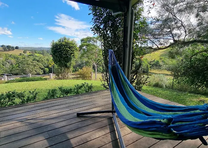 Hinterland Hideaway Farm Stay